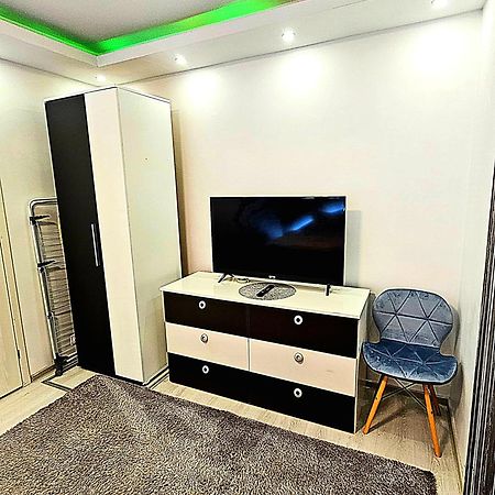 Luxury Paul Apartment Green, Private & Accessible Брашов Экстерьер фото
