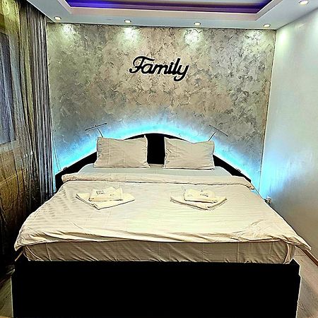 Luxury Paul Apartment Green, Private & Accessible Брашов Экстерьер фото